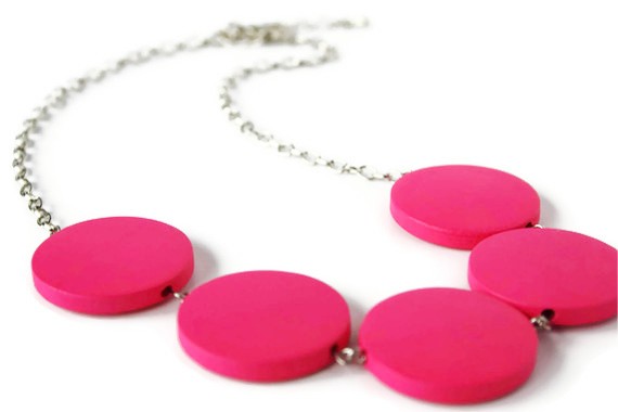 Neon Pink Necklace, Chunky Wood Necklace. Geometric Jewelry on Luulla